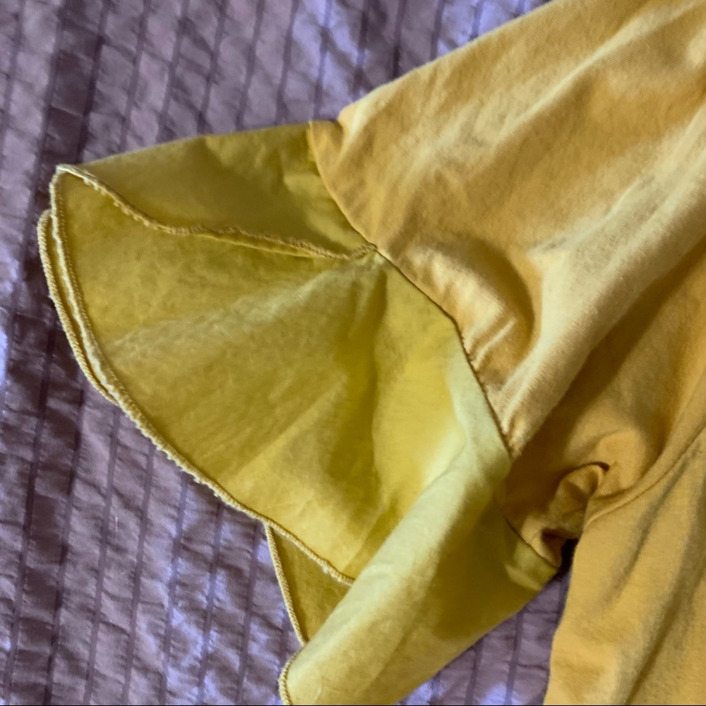 Yellow top - Picture 4 of 8